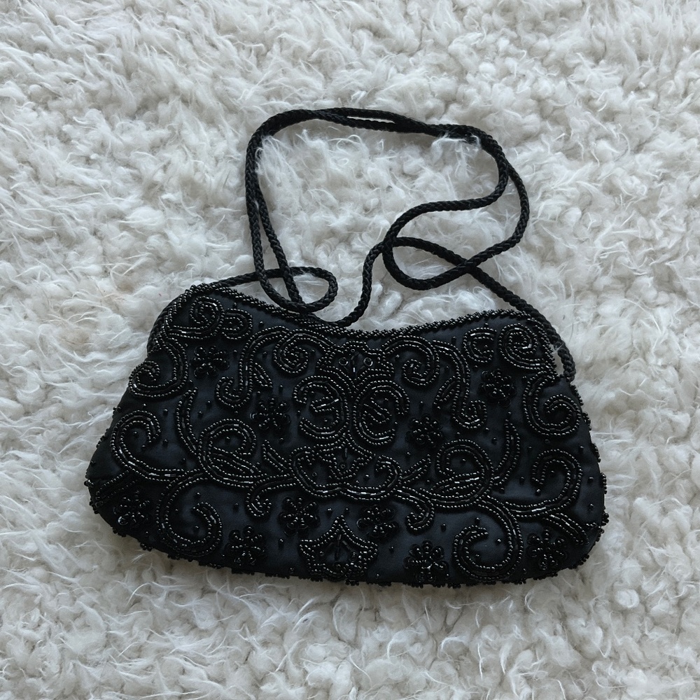 Metaphor black beaded purse with mirror